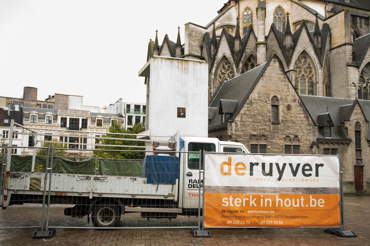 over-de-ruyver-sterk-in-hout.jpg